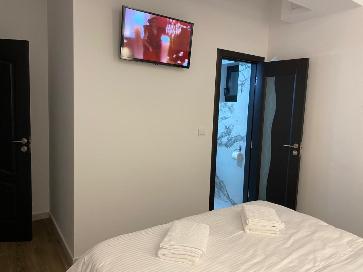 Hotel Modern House Sighetu Marmaţiei Esterno foto